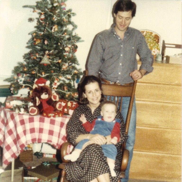 Why I Miss My Dead Mother During the Holidays More Each Year